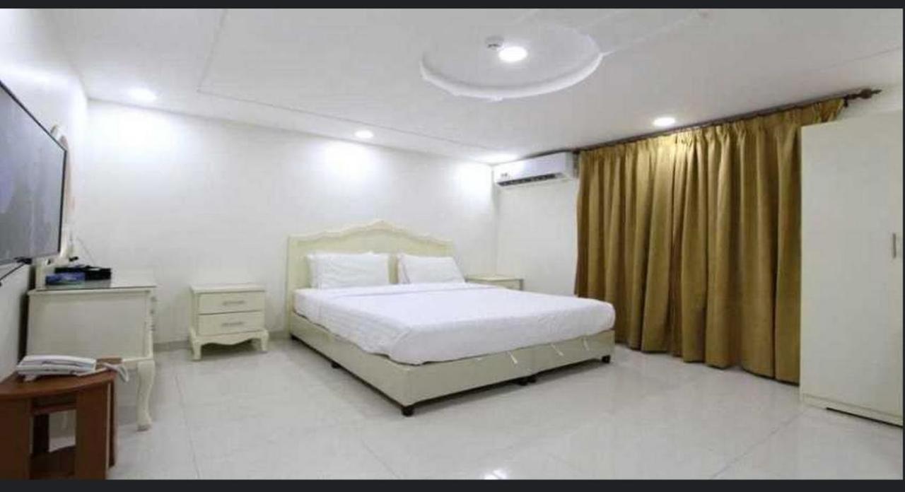 Manzel Aram 105-By Alazmi- Riyadh Exterior photo